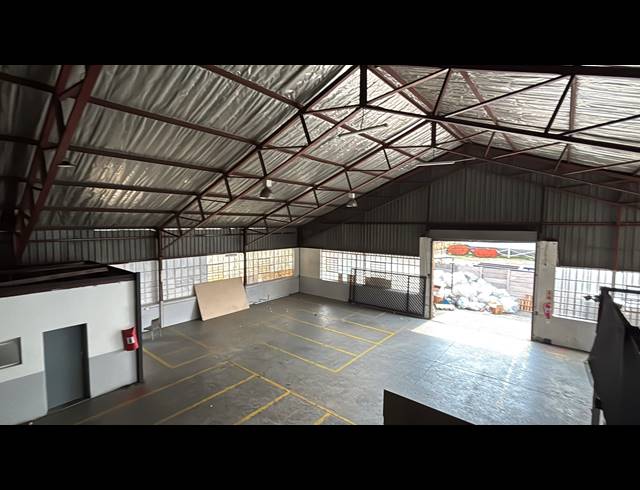 450M² WAREHOUSE TO LET IN JET PARK